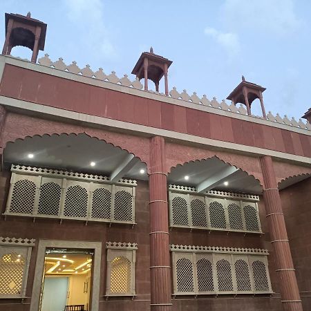 Hotel Rajwada Palace 오르차 외부 사진