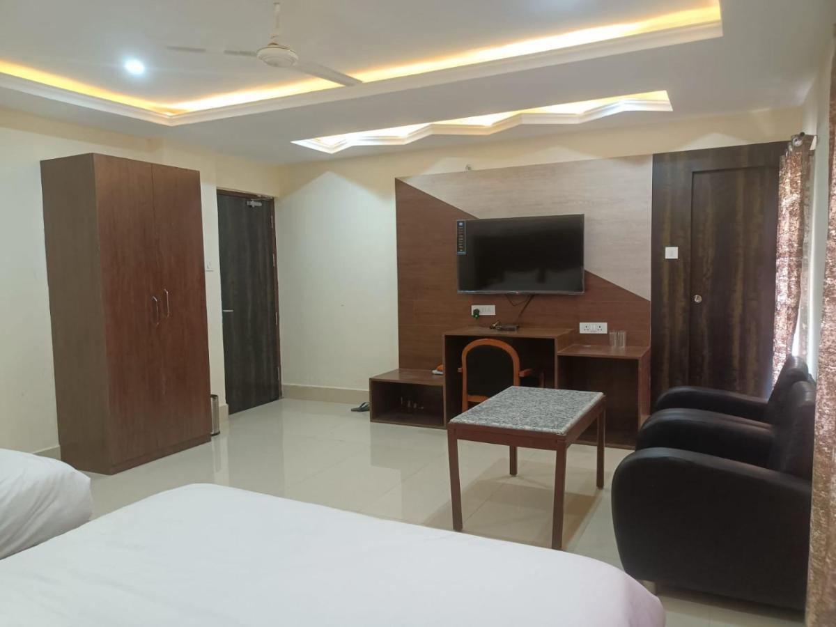 Hotel Rajwada Palace 오르차 외부 사진